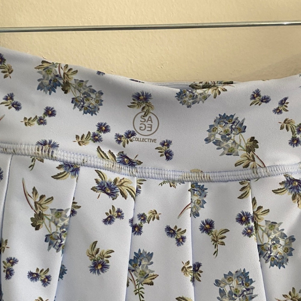 Light Blue Floral Skort - Women's Active Skort - Picture 7 of 8